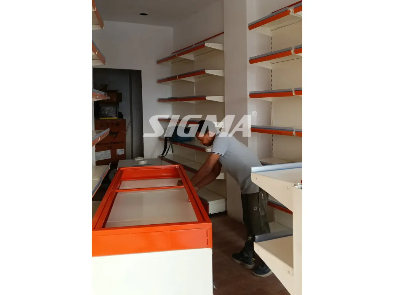 163187457_display racks for pharmacy store Ludhiana3.webp